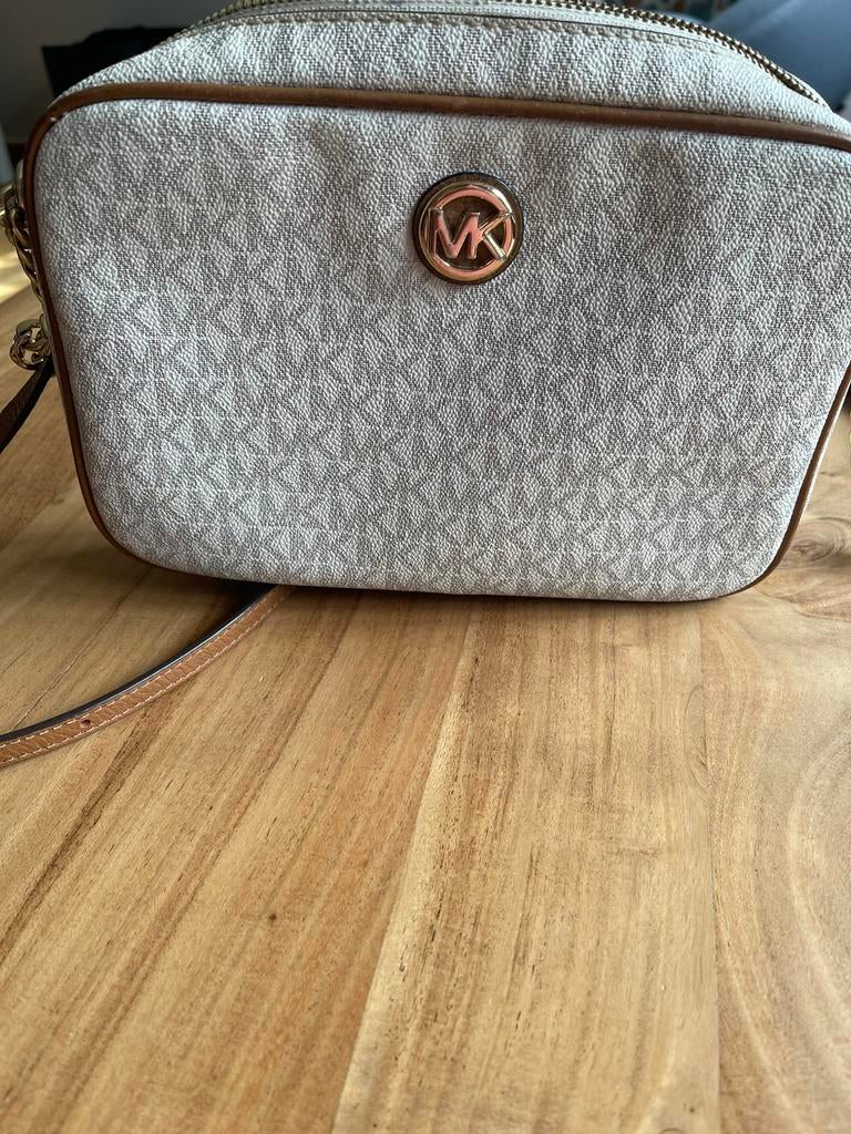 Sac Michael Kors, Enlèvement, Comme neuf