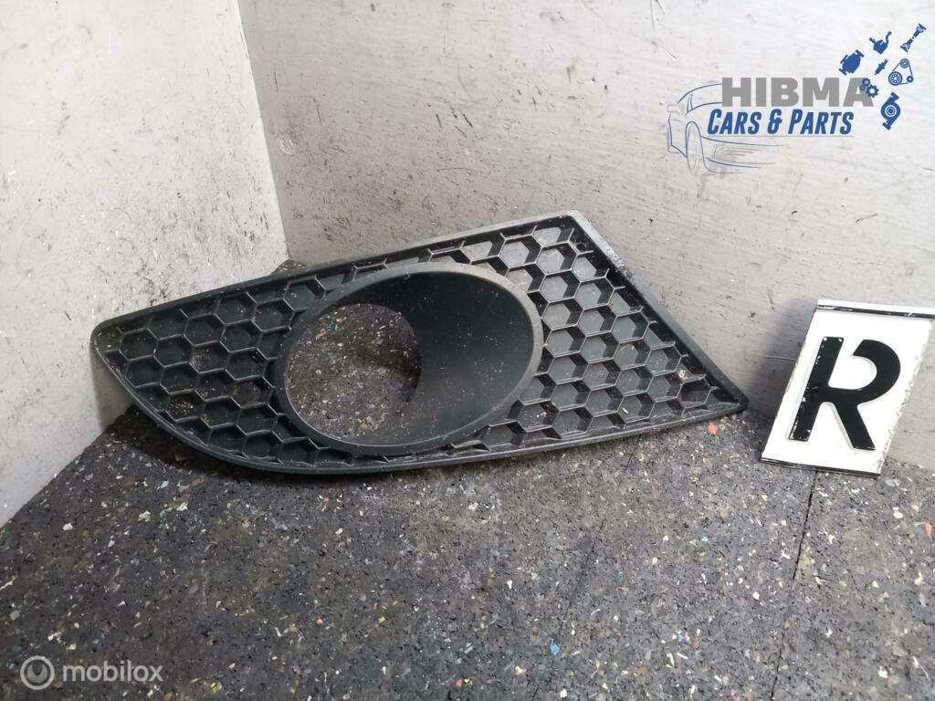 Afdekkap Mistlamp Seat Leon 1P Rechts 1P0853666A 2005 - 2013, Gebruikt, Ophalen of Verzenden, Seat, Seat