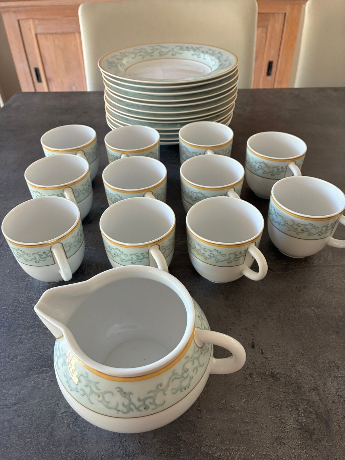 24 stuks servies los, Ophalen