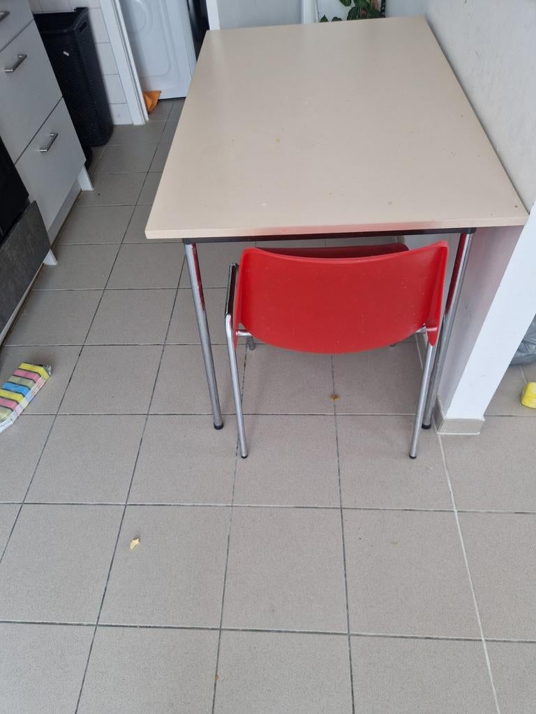 Tegel + 2 stoelen te koop, Maison & Meubles, Pièces pour table, Enlèvement