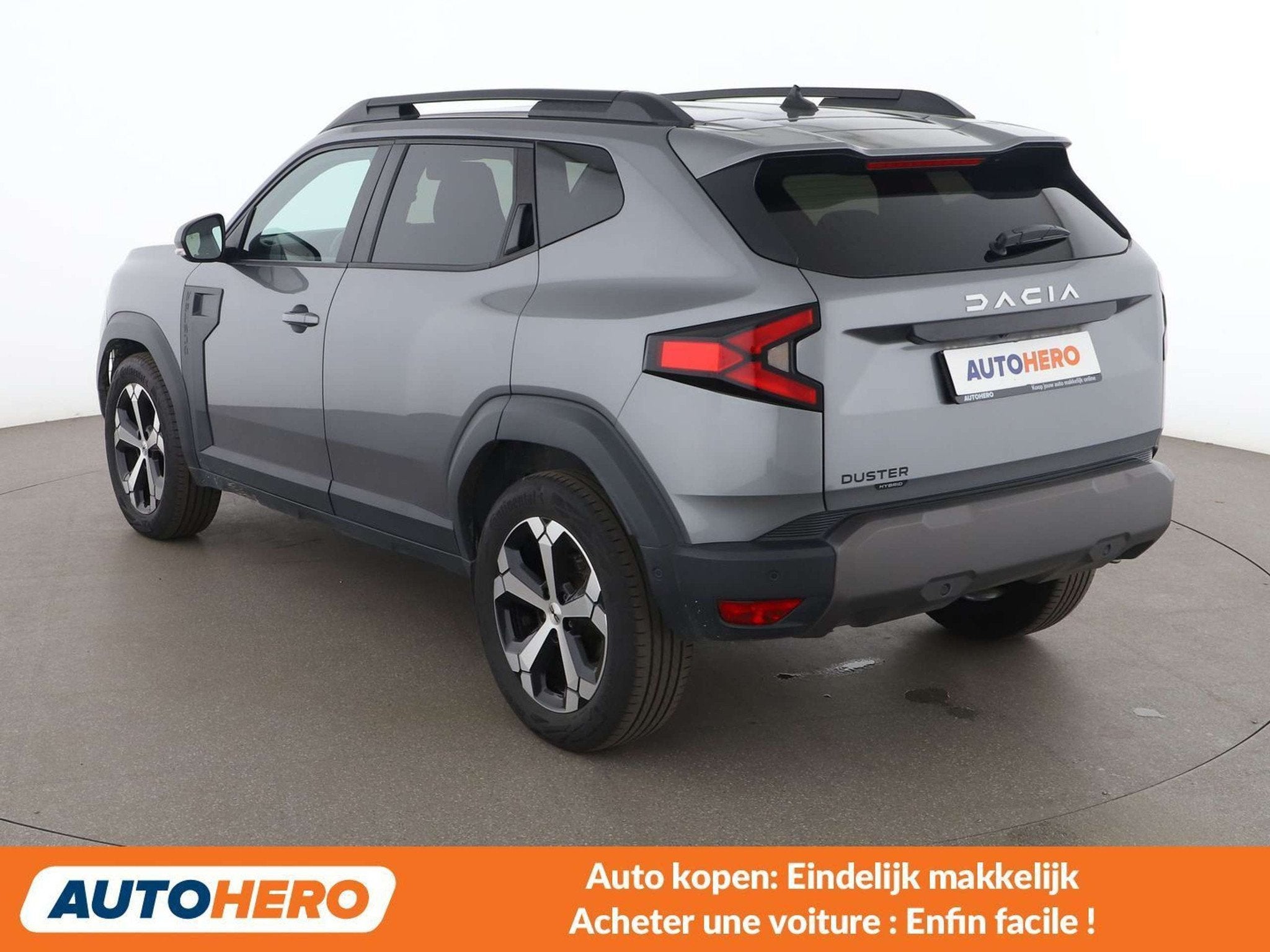 Renault DUSTER 1.6 Hybrid Journey (automatique), Autos, Achat, Noir, 5 portes, Volant multifonction