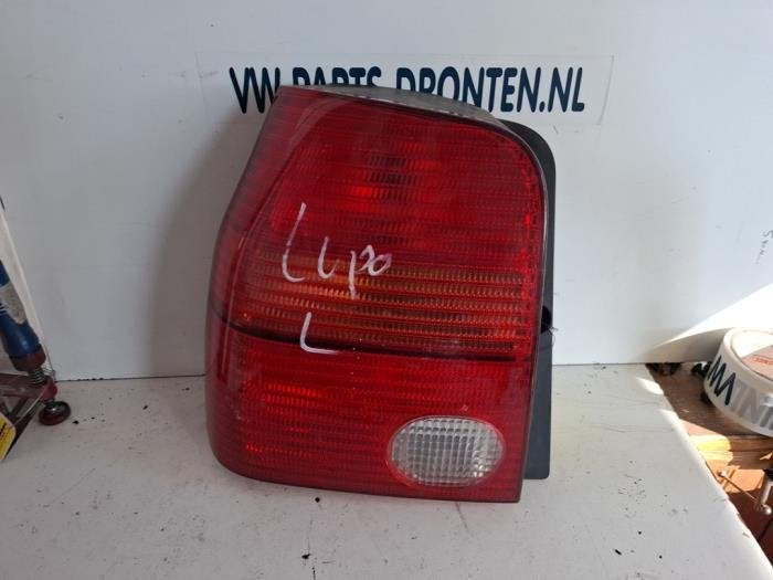 Achterlicht links van een Volkswagen Lupo, Gebruikt, -, Volkswagen, -