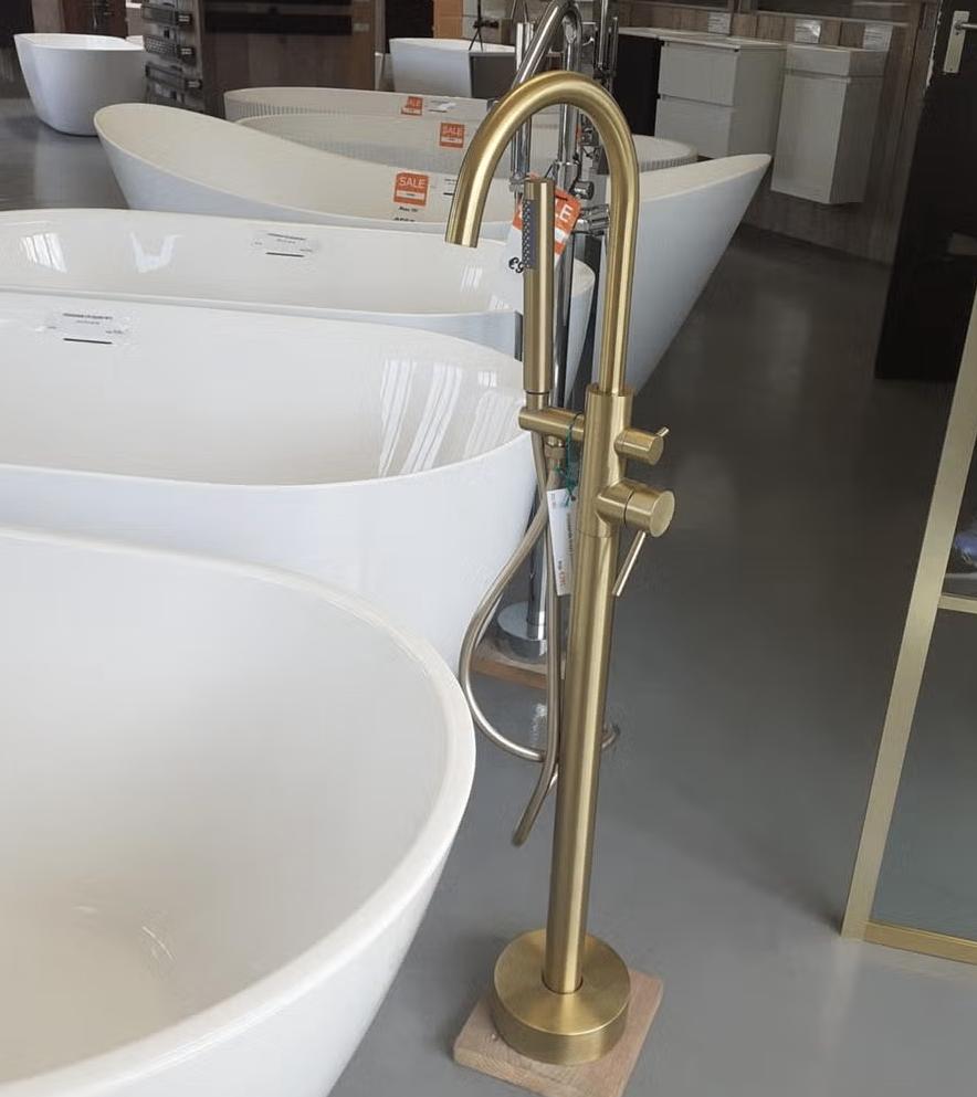 OP=OP Vrijstaande kraan, Mosni, goud, Moderne design, bad, Ophalen of Verzenden, Nieuw, Goud