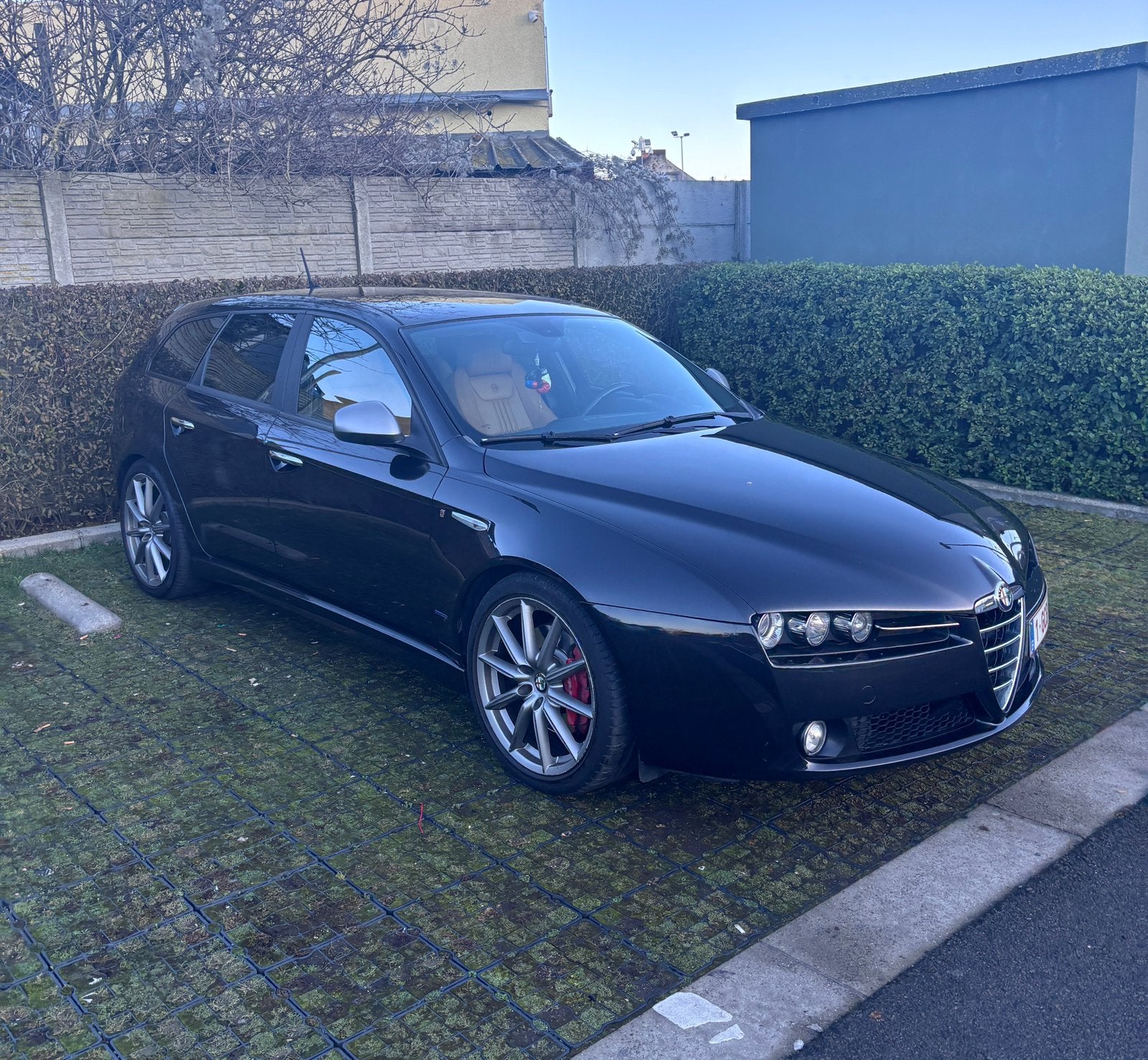 Alfa romeo 159 ti 2.0 11/2012, Auto's, Alfa Romeo, Euro 5, 1956 cc, Beige, Zwart