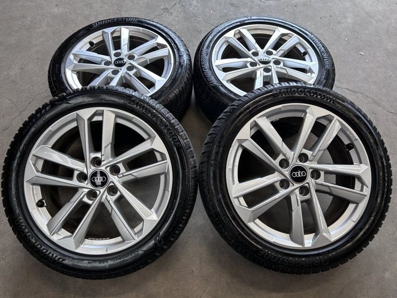 17 inch originele velgen + winterbanden Audi A3 8Y0601025L s, Pneus et Jantes, Pneus hiver, -, 205 mm