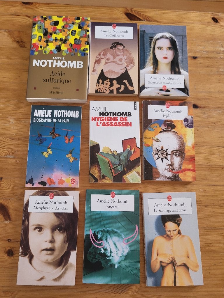 9 romans d'Amélie Nothomb, Ophalen, Gelezen