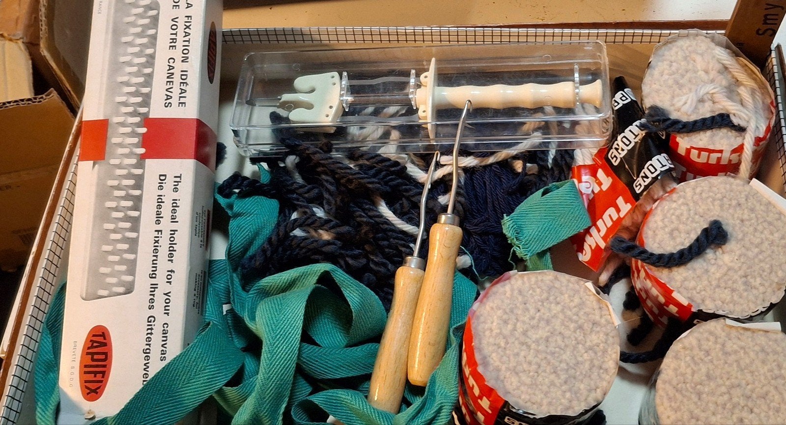 Smyrna presto setje, Enlèvement ou Envoi, Utilisé, Tricot ou Crochet, Autres types