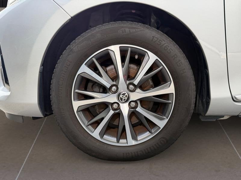 Toyota Yaris Y20, Argent ou Gris, Achat, Noir, 5 portes