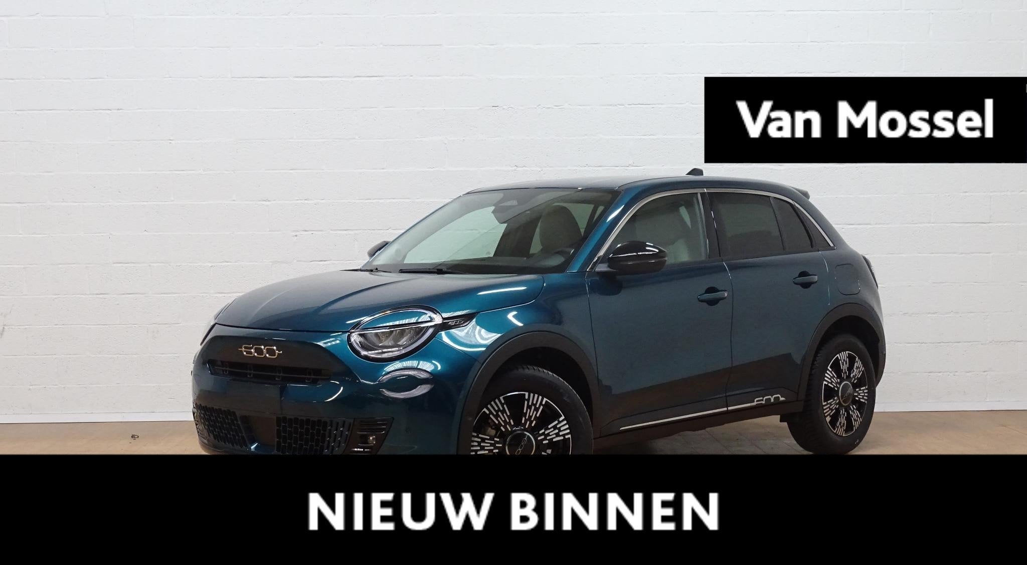 Fiat 600 1.2 Hybrid 110cv DCT La Prima VERWACHT, Autos, Fiat, Achat, 1280 kg, Entreprise, 620 kg