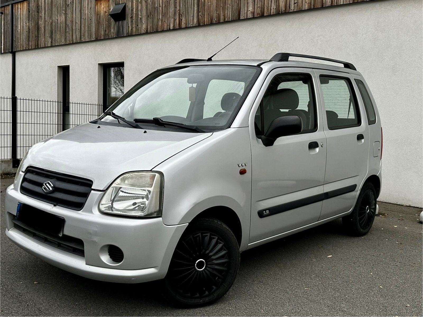 Suzuki Wagon R+