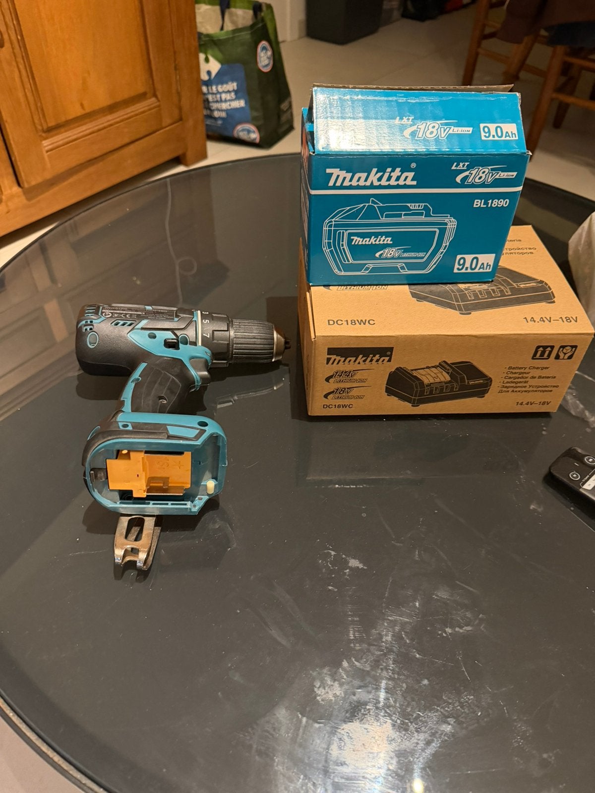 Makita DDF480 met 18v 9ah en oplader 18v, Doe-het-zelf en Bouw, Ophalen, Zo goed als nieuw