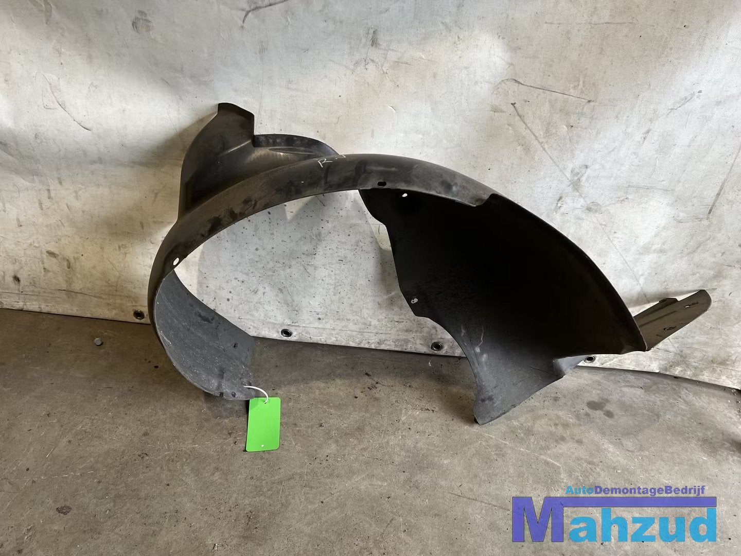 VW FOX rechts voor modderkuip 2003-2015, Gebruikt, Volkswagen, Volkswagen AG, Vw@volkswagen.de