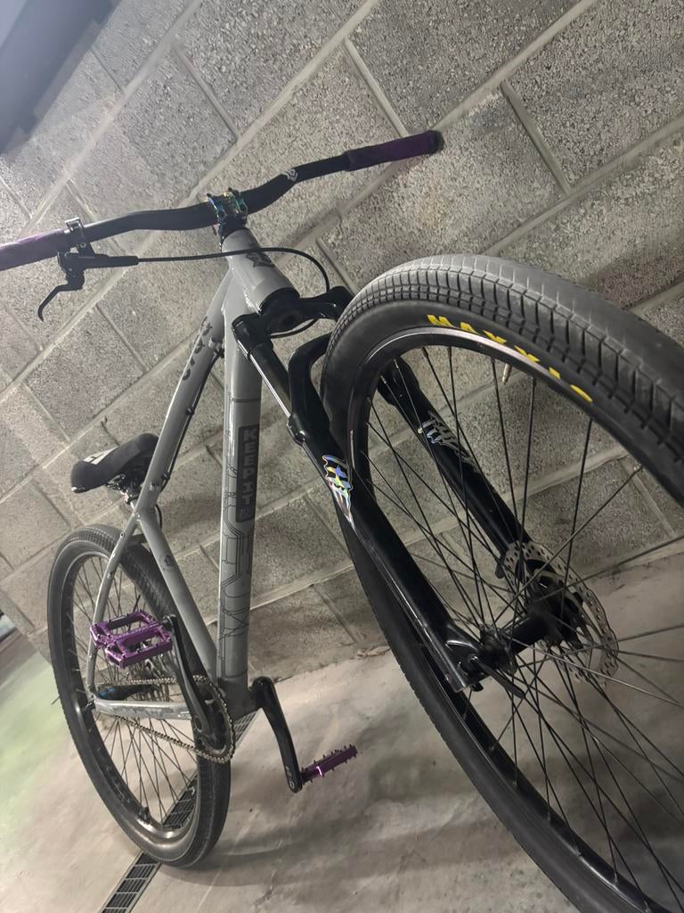 C100 wheelie bike, Ophalen, Zo goed als nieuw