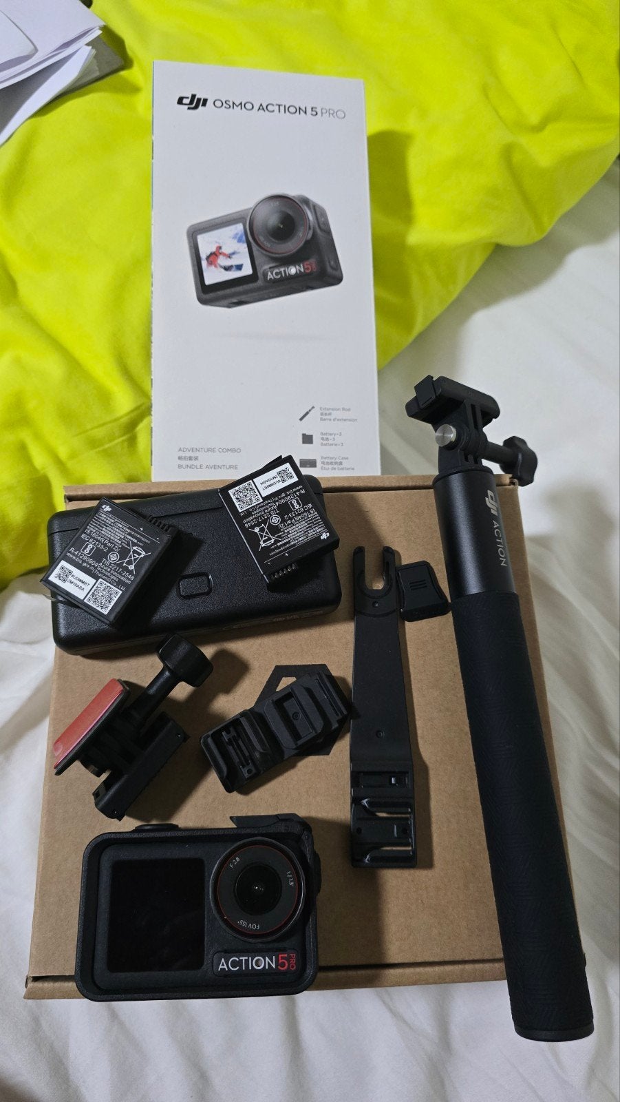 DJI Osmo Action 5 Pro adventure bundle, Audio, Tv en Foto, Actiecamera's, Ophalen of Verzenden, Zo goed als nieuw, Overige merken