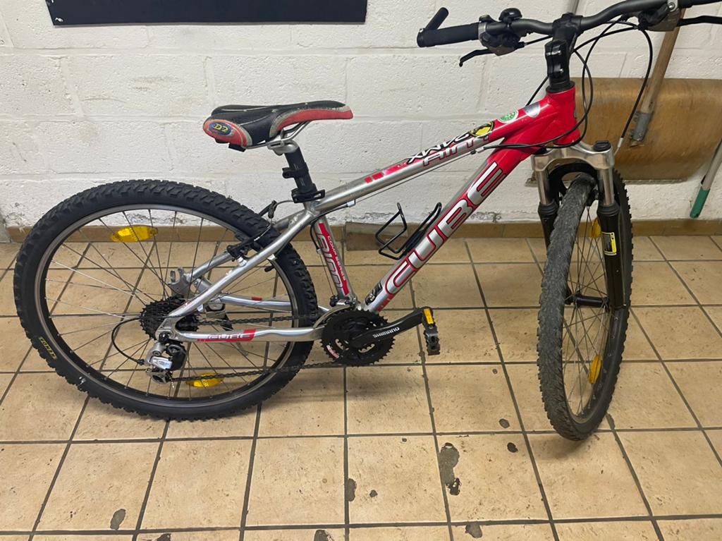 Vélo Cube, Enlèvement, Comme neuf