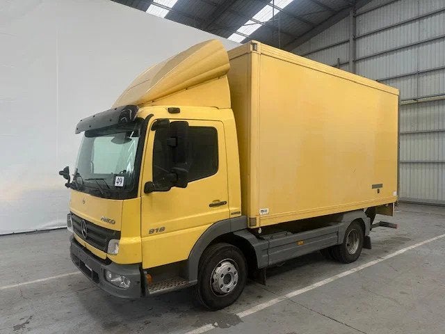 Mercedes-Benz Atego 818 AIRCO THERMOKING (bj 2007), Auto's, Automaat, Achterwielaandrijving, 180 pk, Elektrische ramen