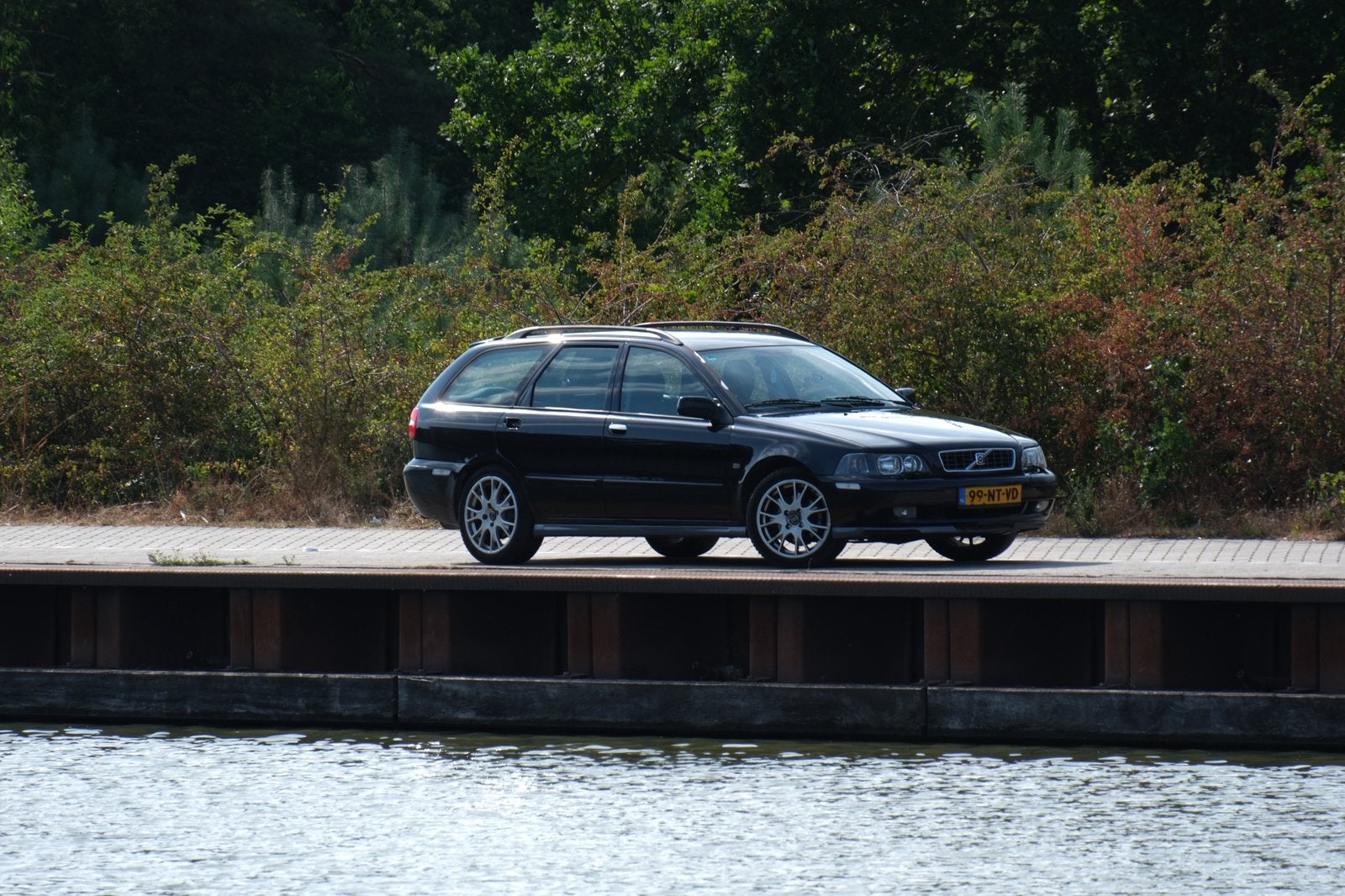 Volvo V40 2.0 Europa Nordic 2004, Autos, Volvo, 100 kW, Achat, 1948 cm³, Boîte manuelle