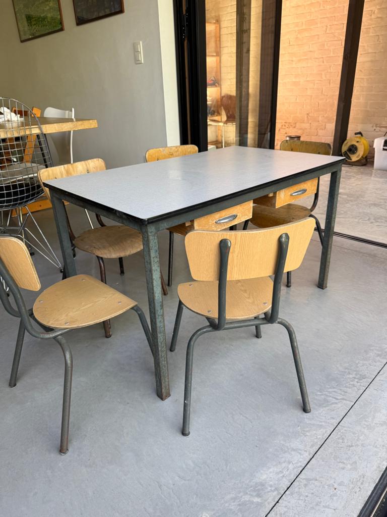 Schooltafeltje en stoeltjes, Kinderen en Baby's, Ophalen, Gebruikt