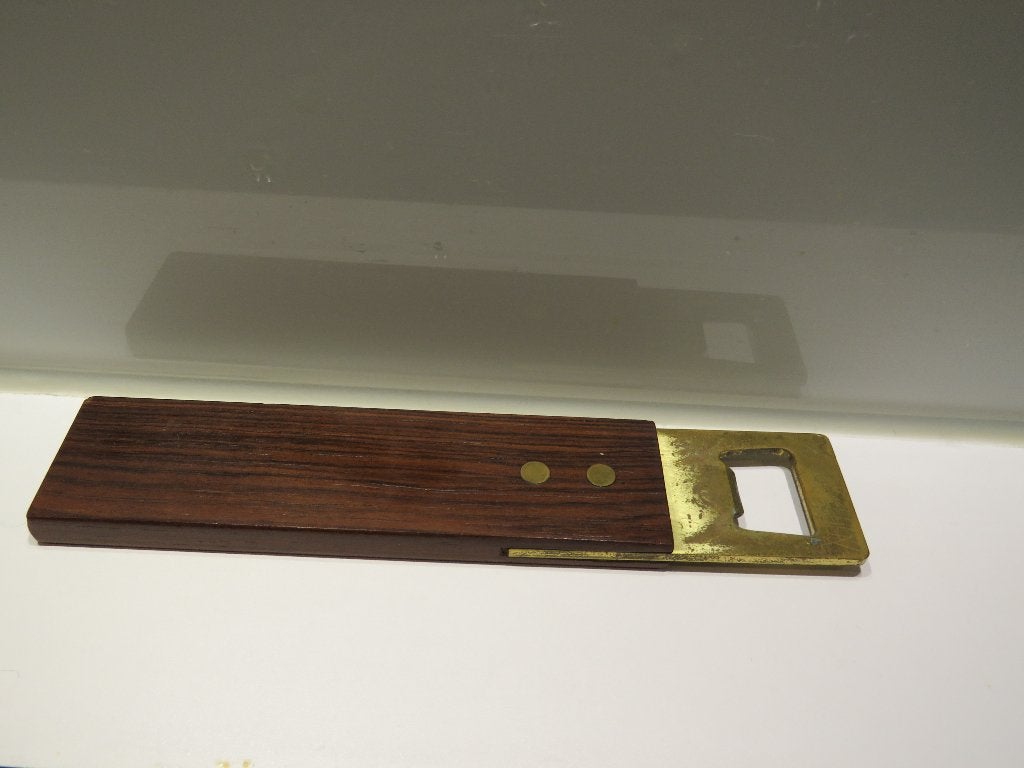 Ouvre-bouteille design Carl Aubock, bois de rose et laiton, Enlèvement ou Envoi