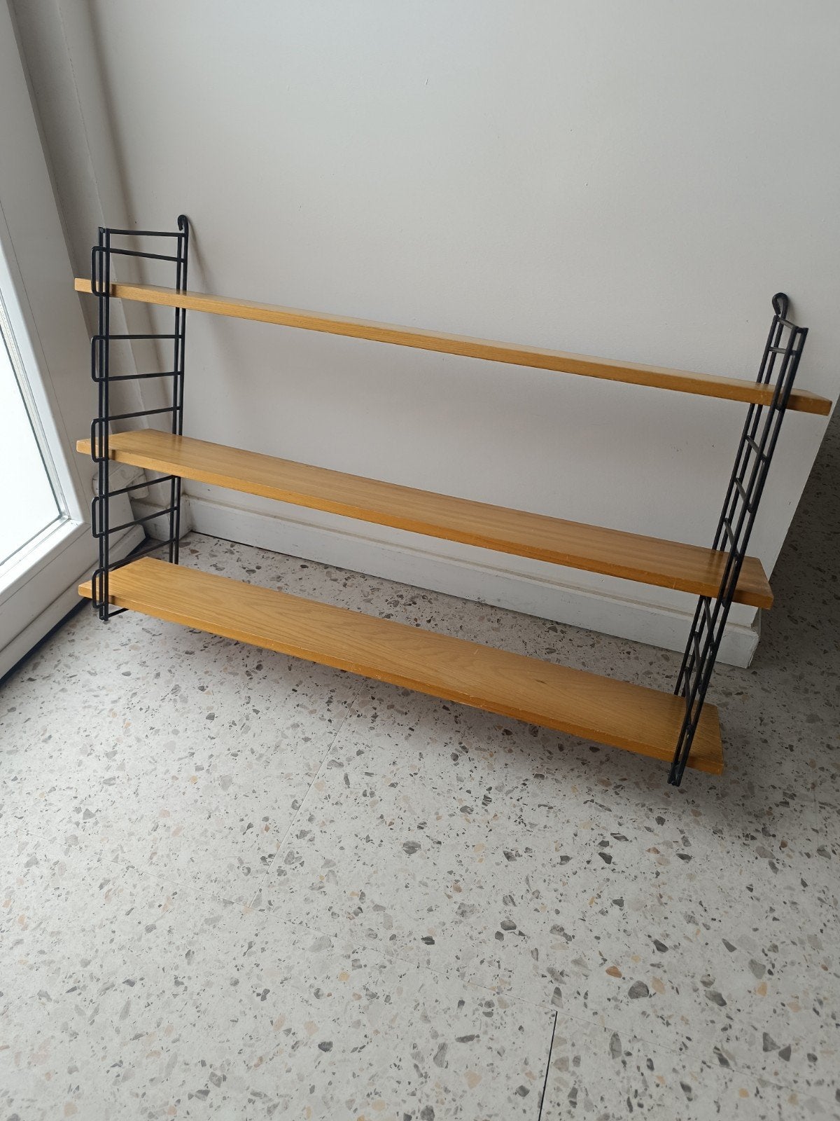 Vintage mid century wall rack, WHB Germany 60s, Overige houtsoorten, Met plank(en), Gebruikt, Ophalen of Verzenden