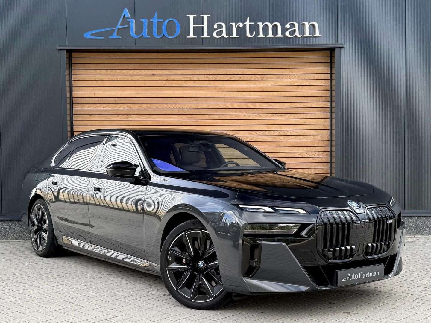 BMW M760 7-serie M760e xDrive REAR-ENTERTAINMENT|SKYLOUNGE|I, Autos, Argent ou Gris, Achat, 22 kWh, Entreprise