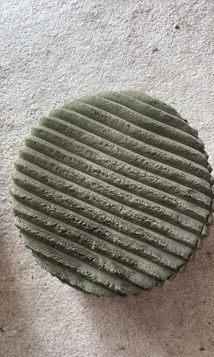 Pouf velour cottelé vert, Ophalen, Gebruikt, Groen