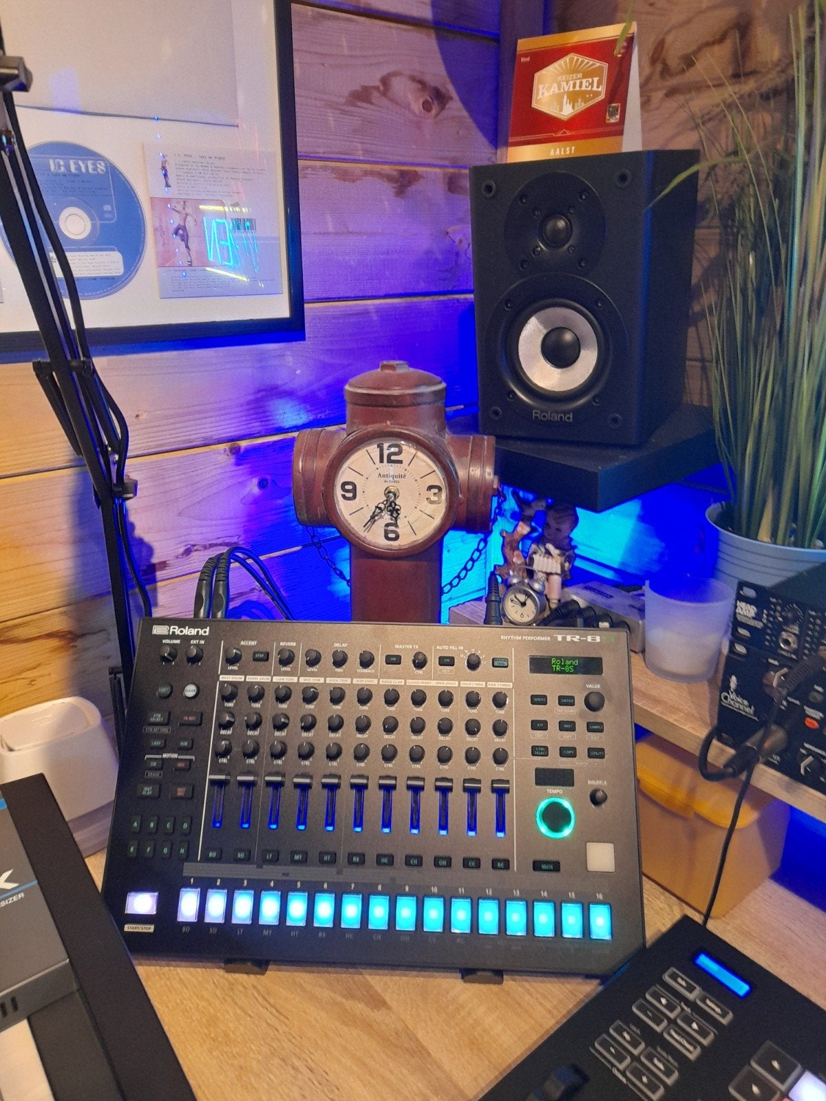 ROLAND TR 8S onberispelijke nieuwstaat!, Muziek en Instrumenten, Ophalen, Nieuw, Roland