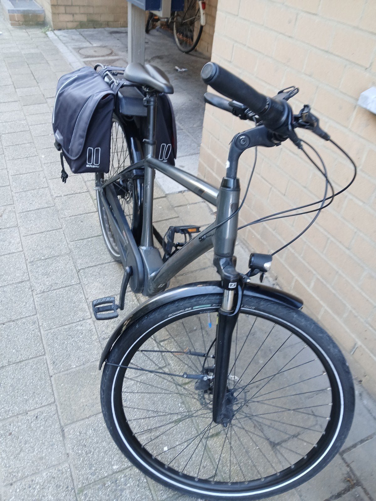 trek district 1, Fietsen en Brommers, Zo goed als nieuw, 50 km per accu of meer, 55 tot 59 cm, Ophalen