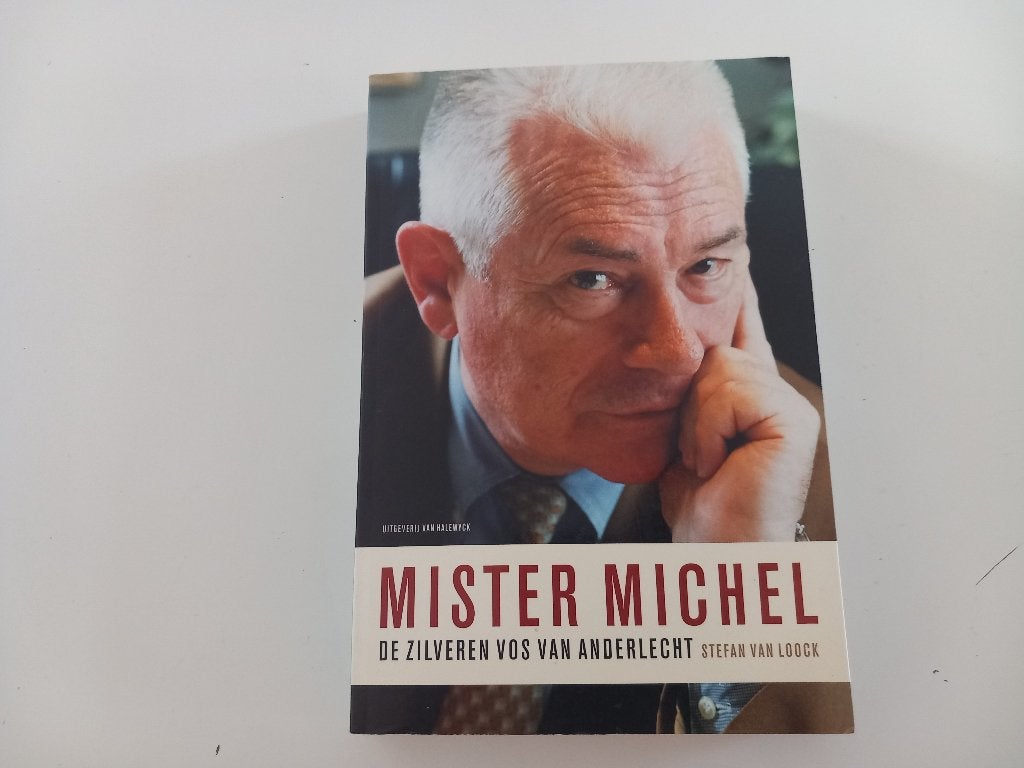 Boek Mister Michel Verschueren RSC Anderlecht Voetbal Sport, Boeken, Ophalen of Verzenden, Zo goed als nieuw, Balsport