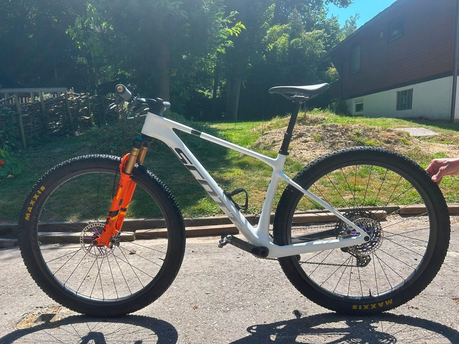 Scott scale maat medium nieuwe fiets, Fietsen en Brommers, Fietsen | Mountainbikes en ATB, Ophalen of Verzenden