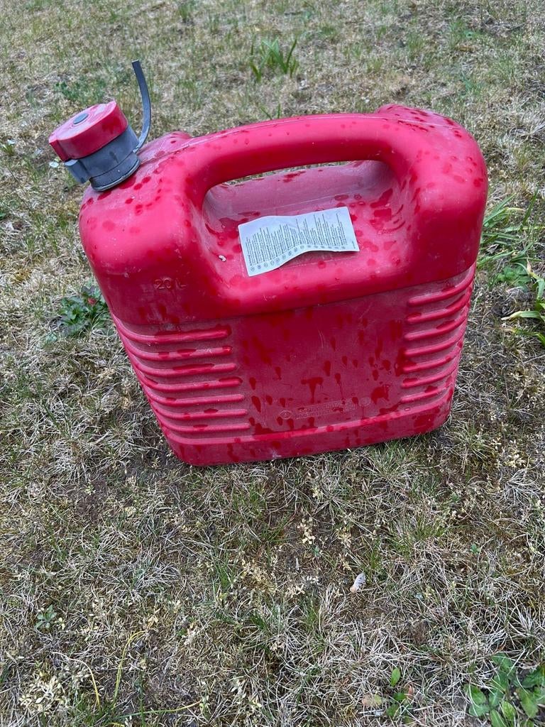10 liter en 20 liter jerrycan, Ophalen