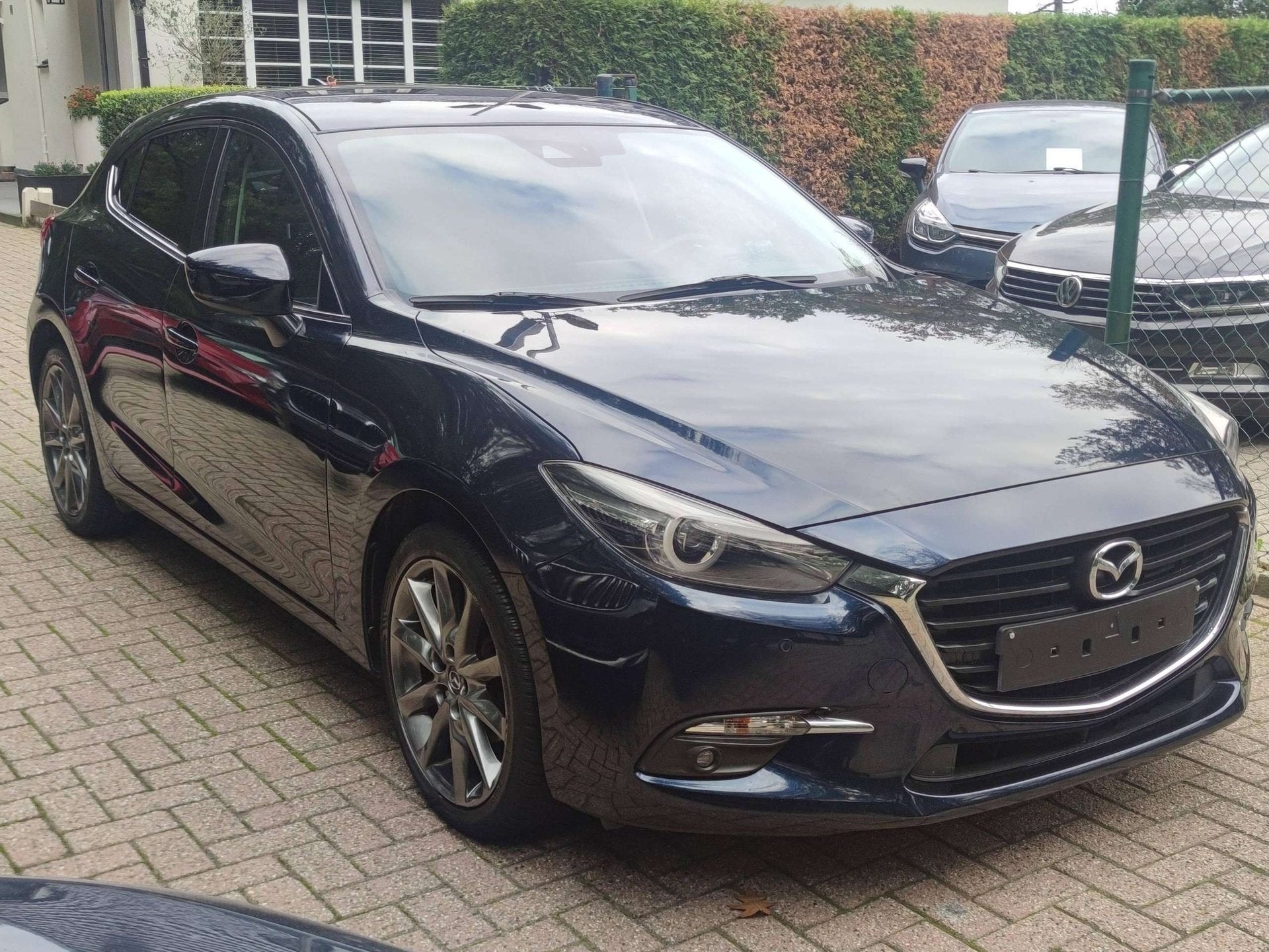 Mazda 3 3 1.5i Pulse Edition ! NIEUWSTAAT !, Achat, Euro 6, Entreprise, Entretenue par le concessionnaire