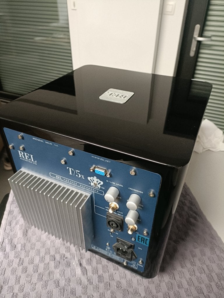 Caisson Hi-Fi REL T5x, TV, Hi-fi & Vidéo, Enceintes, Utilisé, Subwoofer, 120 à 150 watts, Autres marques, Compatible son surround/home cinéma