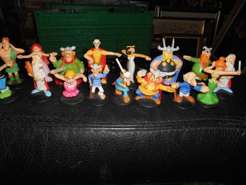 Lot de 16 personnages Astérix +-10cm, Enlèvement ou Envoi