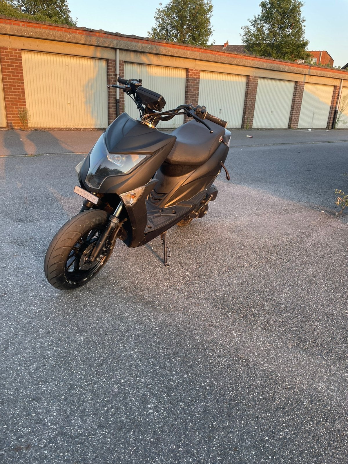Scooter A klasse Gts ENZO NAKED, Fietsen en Brommers, Scooters | Yamaha, Overige modellen, Klasse A (25 km/u), Ophalen of Verzenden