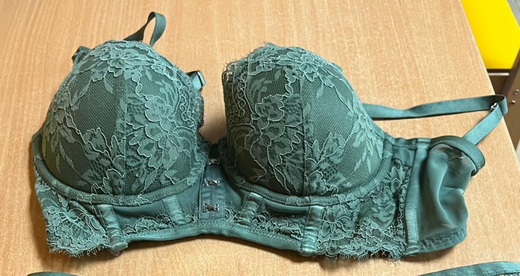 Groene BH hunkemoller maat 75D, Enlèvement ou Envoi, Soutien-gorge