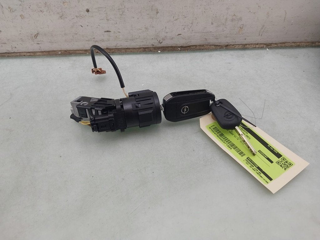 CONTACTSLOT + SLEUTEL Opel Crossland (X) (|9663123380|), Auto-onderdelen, Gebruikt, Opel, Opel Automobile GmbH, Kontakt-opel@opel.com