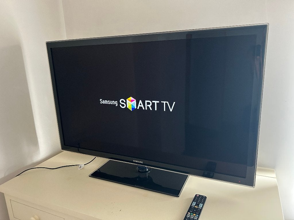 Samsung UE46D5720RS 46 inch Full HD LED Smart TV Defect, Ophalen, LED, 100 Hz, Samsung