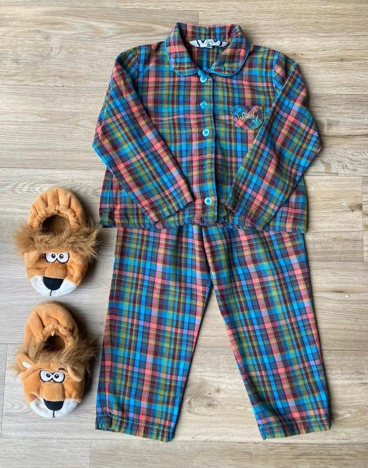 Pyama Woody met sloefjes – 98/104, Ophalen, Woody