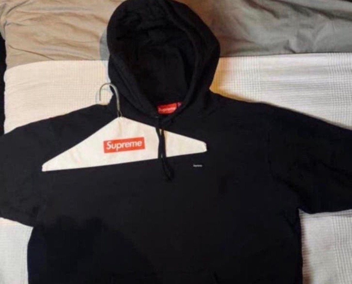 Supreme black dikke winter hoodie(Fall/Winter2024) size L, Kleding | Heren, Ophalen, Zo goed als nieuw, Maat 52/54 (L), Zwart