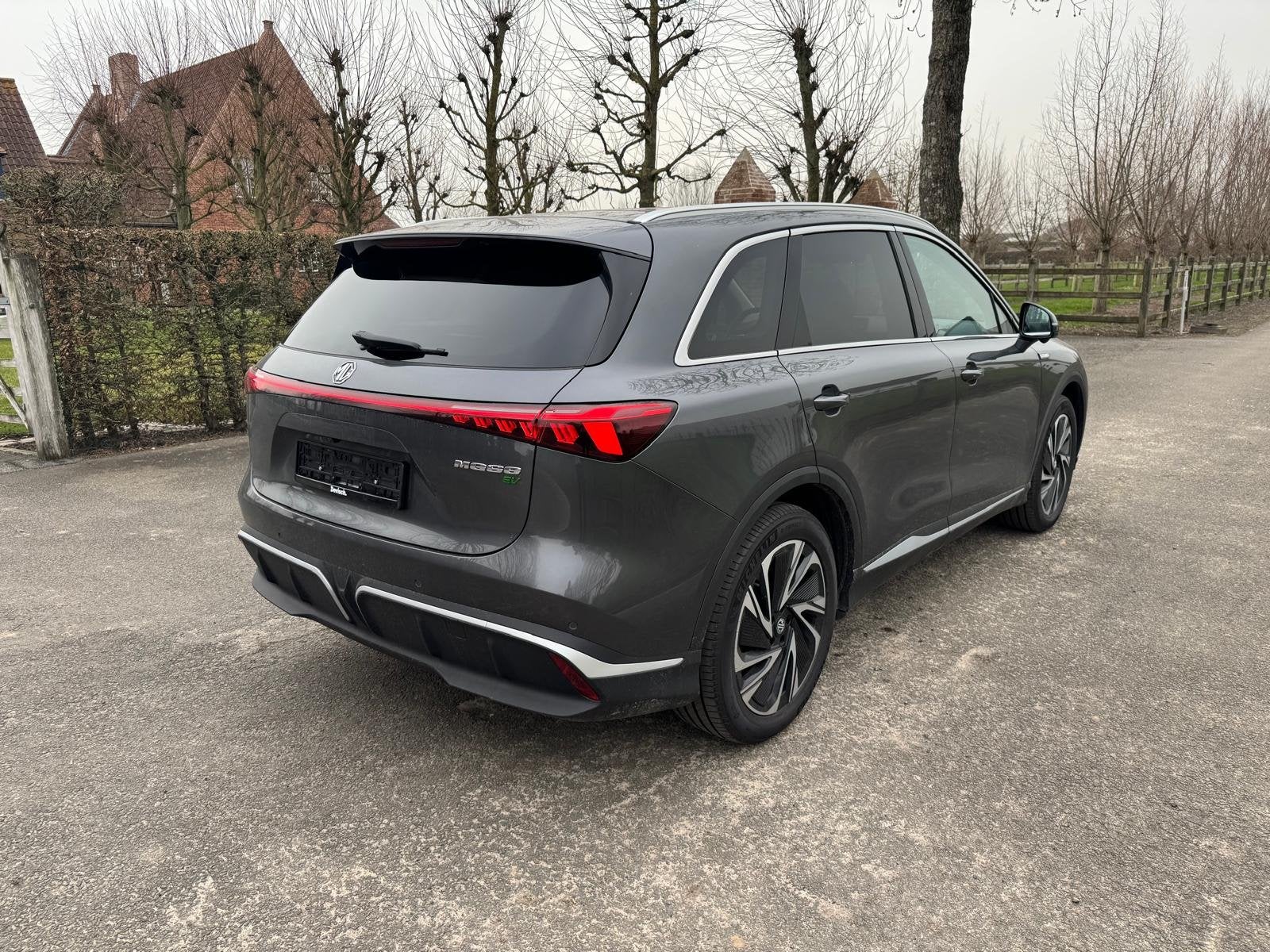 MG S6 EV LUXURY 77 KWH A6 RWD - DEMO (automatique), Autos, MG, Achat, 530 km, Entreprise, Carnet d'entretien