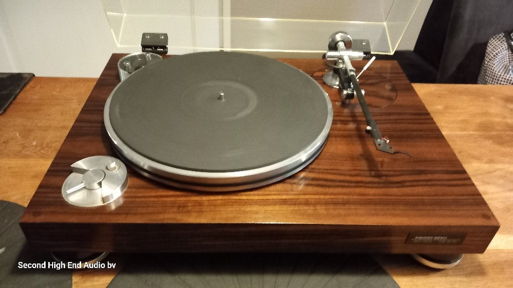 Micro Seiki BL-51 avec bras en carbone CF1, TV, Hi-fi & Vidéo, Autres marques, Réglage pitch, Tourne-disque, Comme neuf