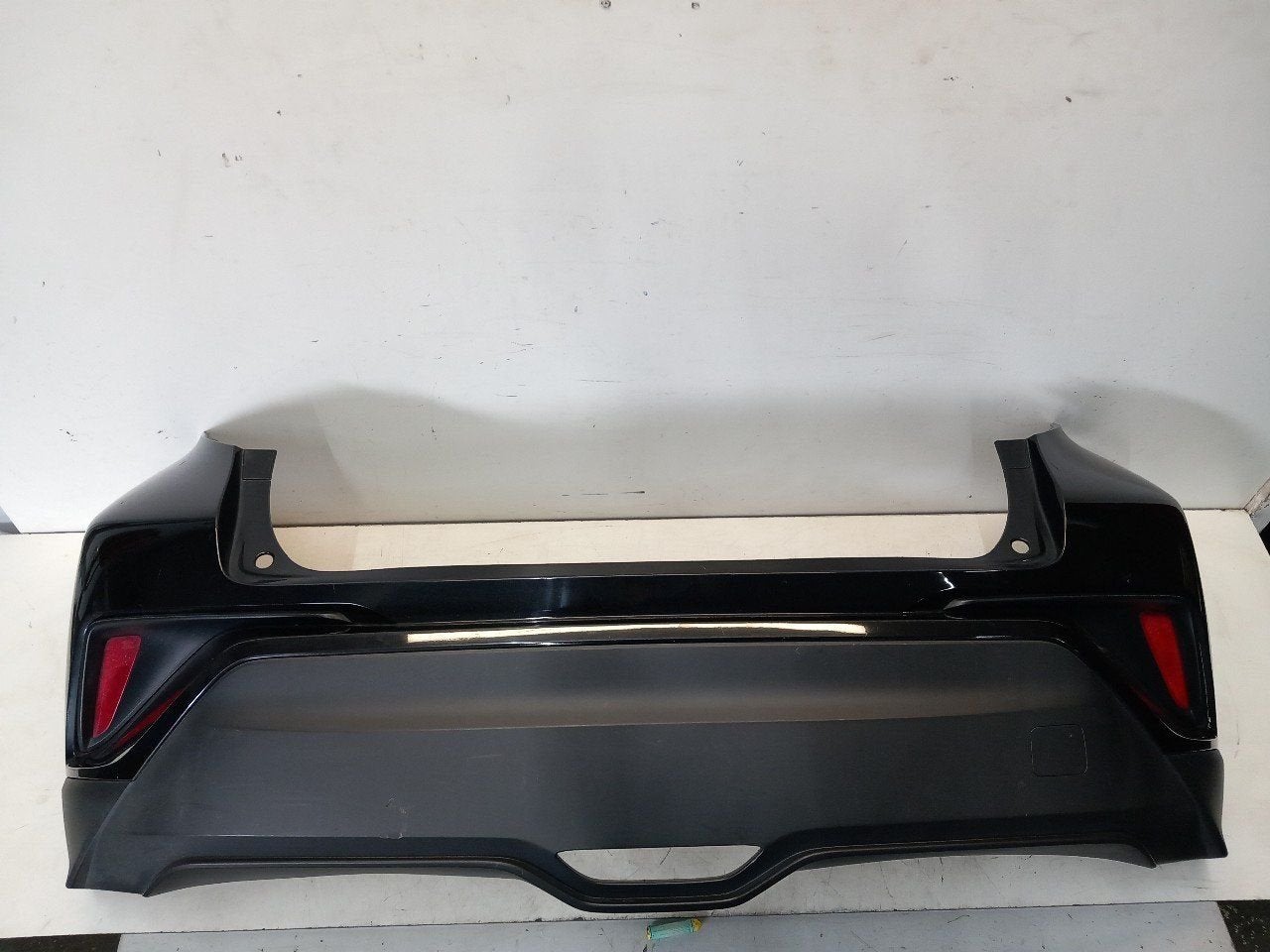Bumper achter Toyota C-HR, Auto-onderdelen, Onderdelen@venauto.nl, Van der Ven Autorecycling B.V., Gebruikt, Ettenseweg 76, 4706 PB Roosendaal, The Netherlands