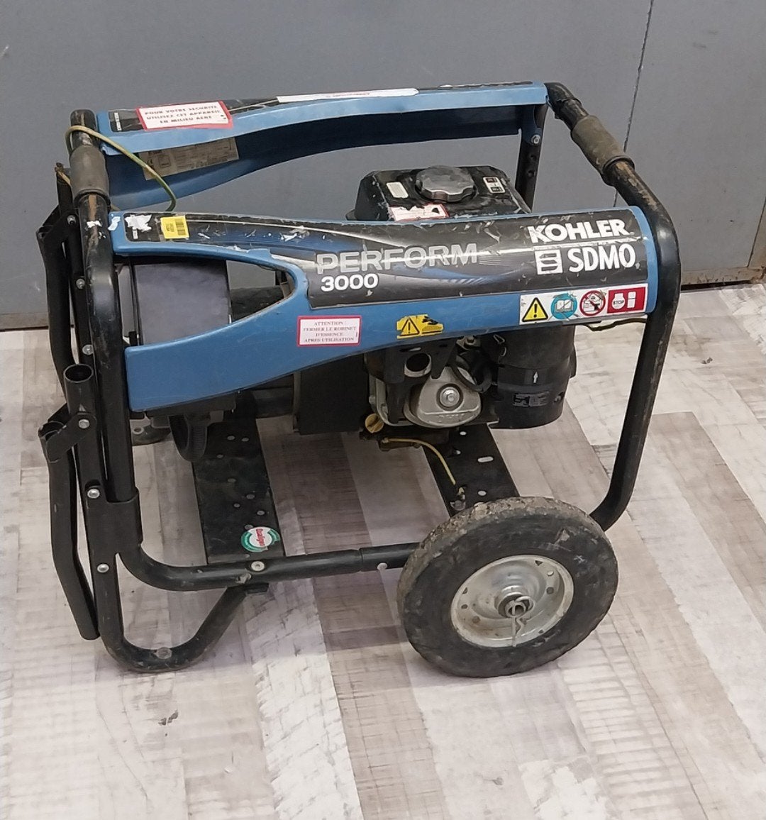 KOHLER SDMO Perform 3000 generator met wielenset, Doe-het-zelf en Bouw, Ophalen, Gebruikt, Benzine
