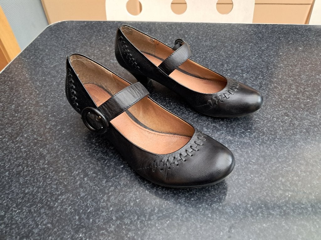 schoenen Pier One, zwart 39, met lage hak en riempje, Kleding | Dames, Schoenen, Schoenen met lage hakken, Zwart, Ophalen of Verzenden