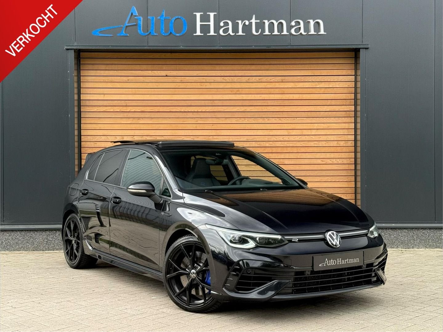 Volkswagen Golf 2.0 TSI 4Motion R AKRAPOVIC|DRIFT|HEAD-UP|ST, Automaat, Adaptive Cruise Control, Zwart, Berline