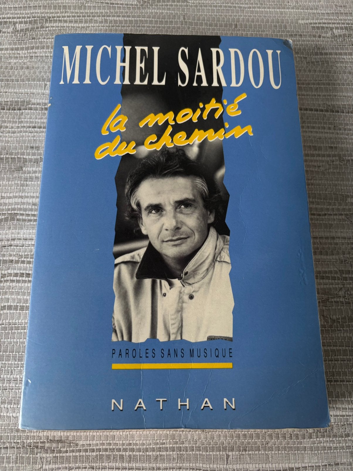 Boek van MICHEL SARDOU (songteksten), Ophalen of Verzenden, Gelezen
