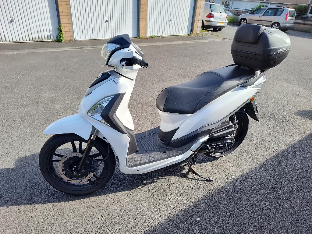 Sym symphony, Fietsen en Brommers, Scooters | SYM, Ophalen, Gebruikt, Overige modellen, Benzine
