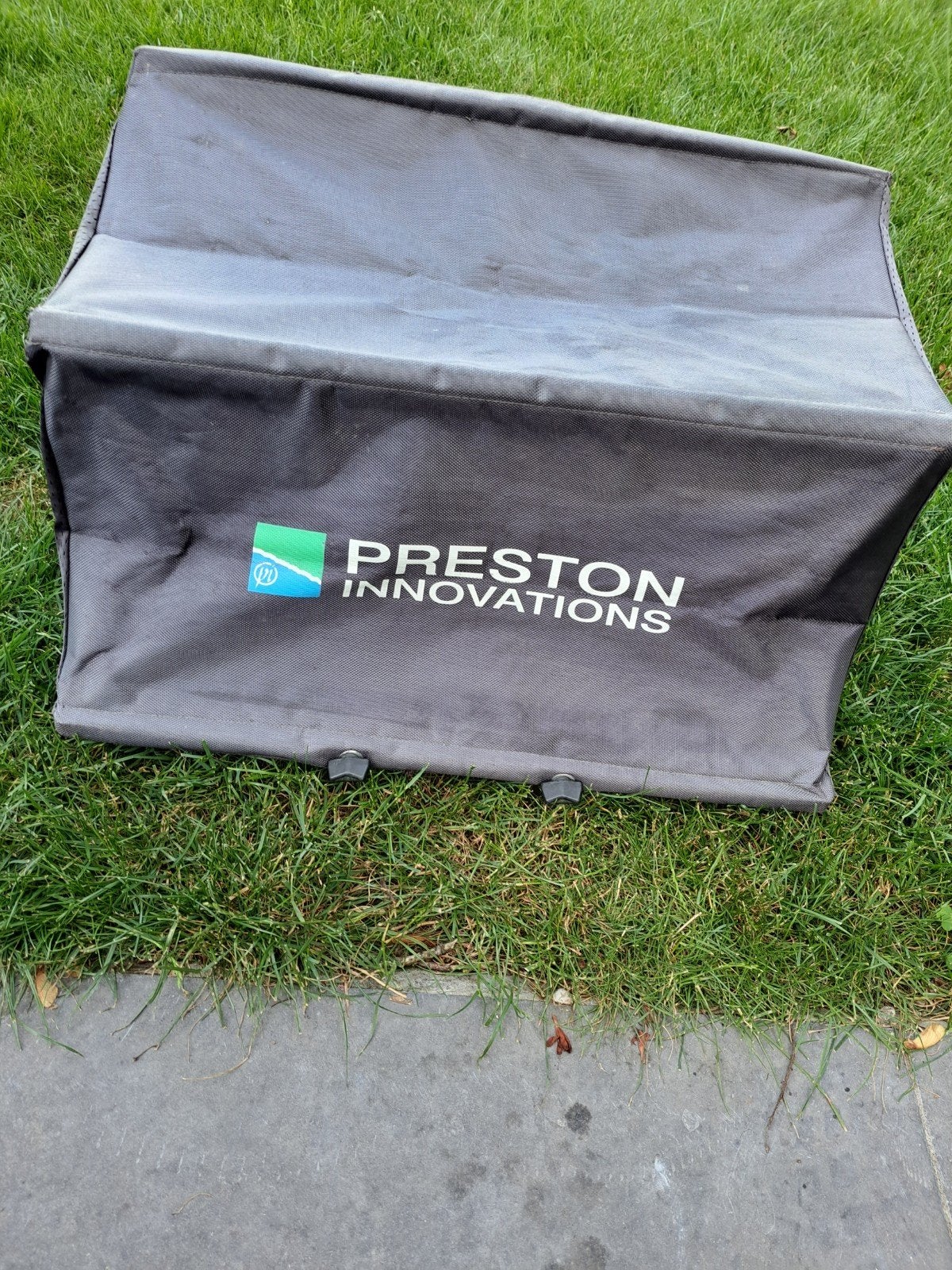 Preston ventalite side tray, Watersport en Boten, Ophalen