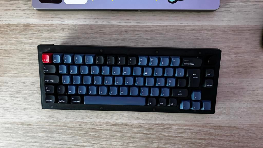 Keychron V2 Wired, Computers en Software, Toetsenborden, Ophalen, Azerty, Zo goed als nieuw